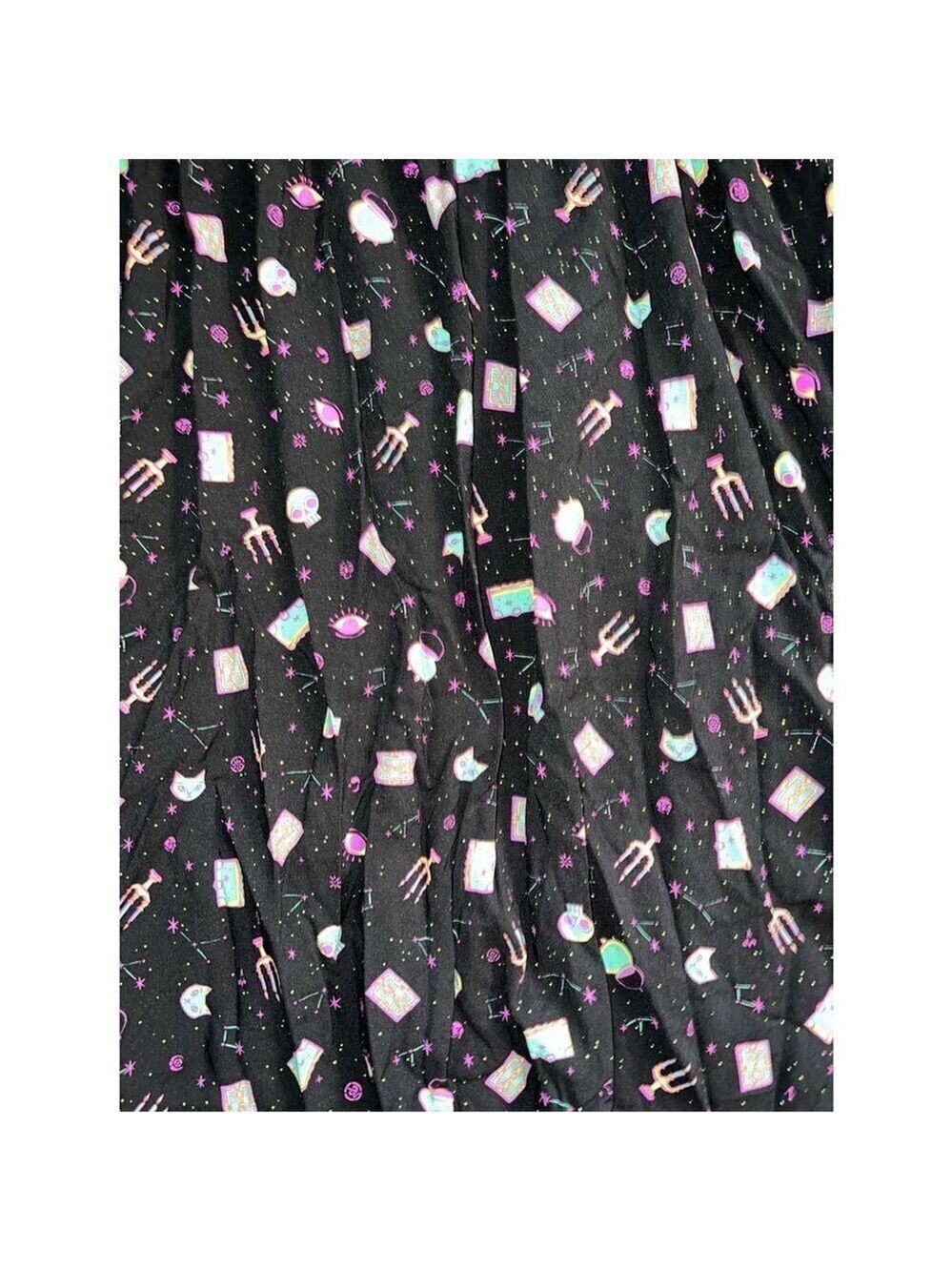 Disney Hocus Pocus Icons Dress Plus Size (Sz 2) - Picture 8 of 8